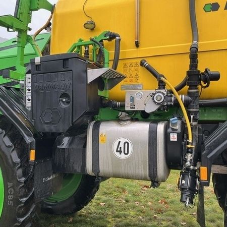 DAMMANN-trac DT2800 Seitliche Ansicht